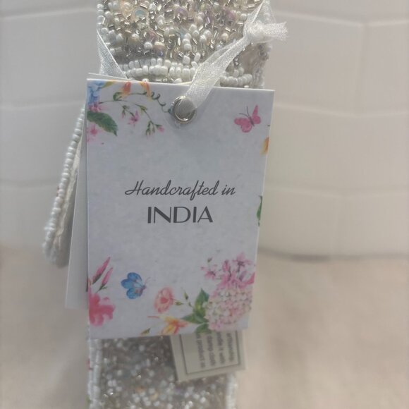 Made in India - Viral Beaded Santa Shoulder Bag - White, Silver, Red and Green - Picture 8 of 12